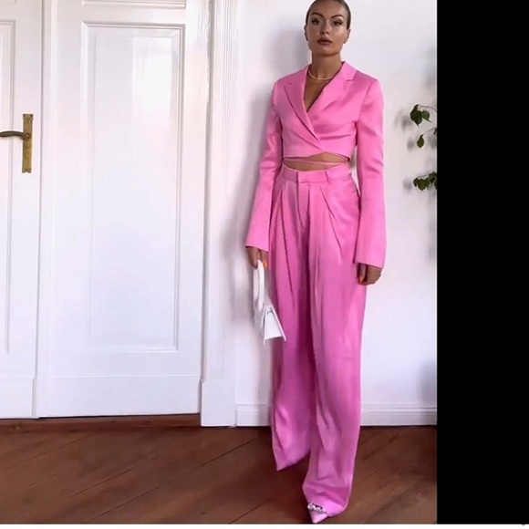 Zara Set Satin Cropped Blazer and Wide Pants Pink - Picture 8 of 8